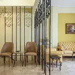 Vintage Maisonette City Center