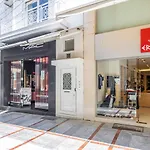 Vintage Maisonette City Center